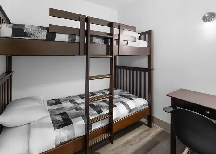 Super 8 By Wyndham Quebec City